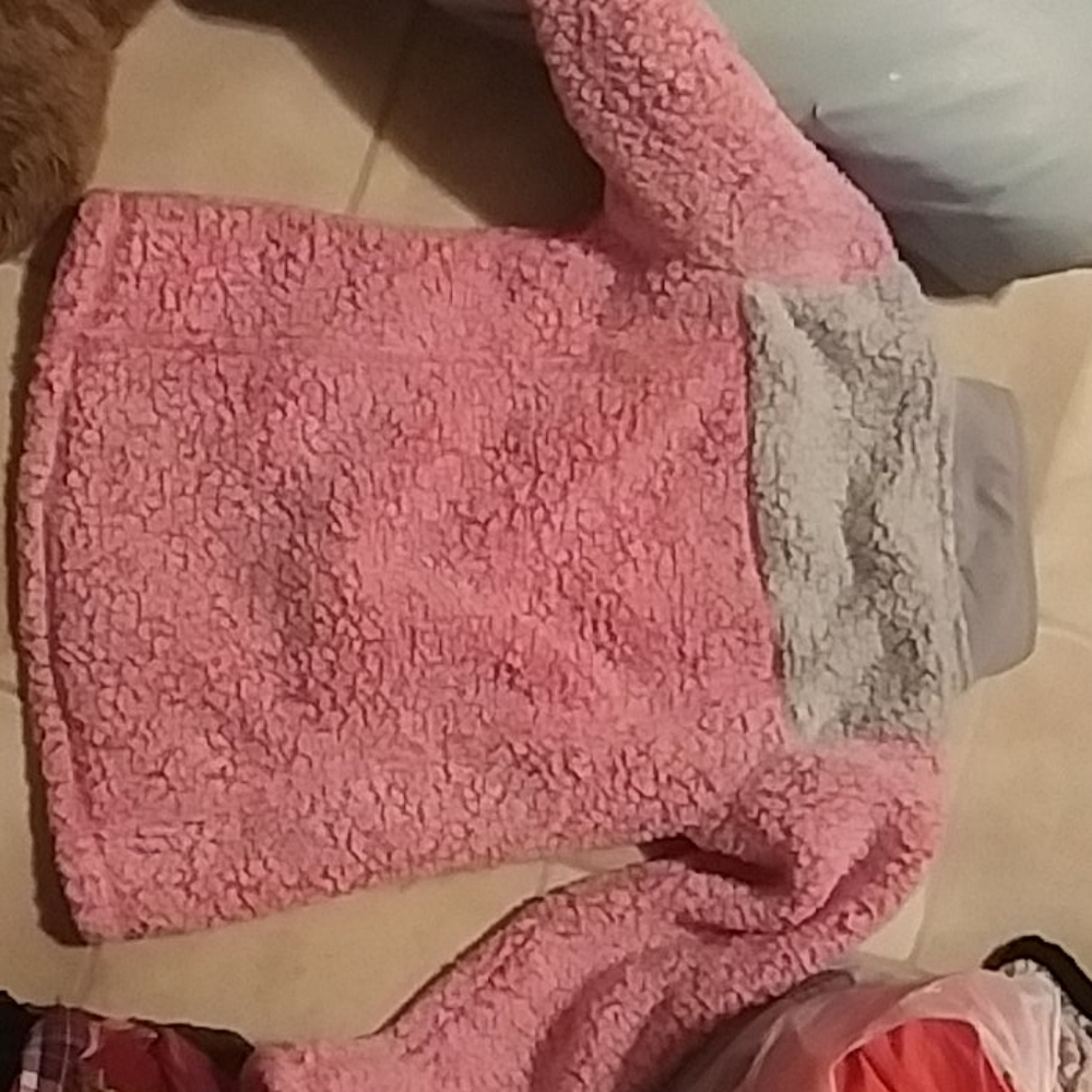 Sweater - Picture 3 of 3